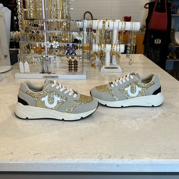 True Religion tan and gold sequin sneakers size 6 - Picture 1 of 7